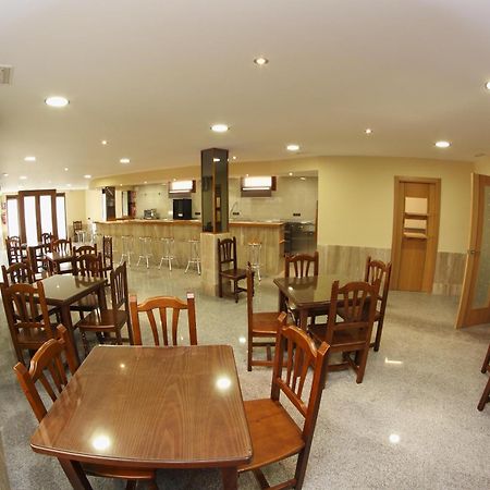 Hotel Albanta La Lantejuela Bagian luar foto