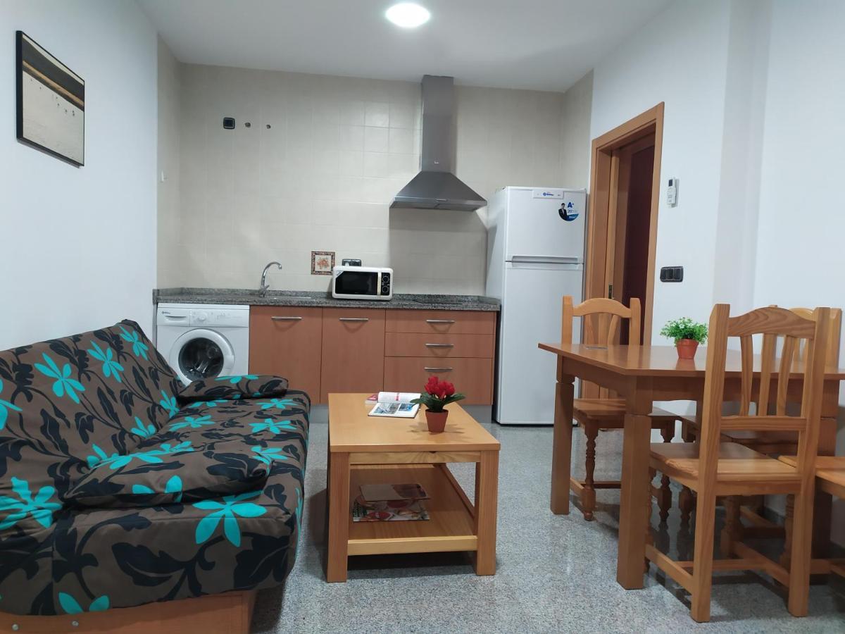 Hotel Albanta La Lantejuela Bagian luar foto