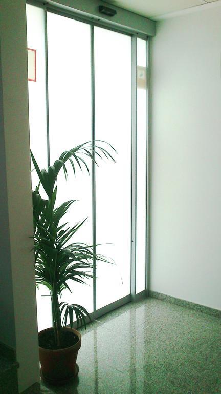 Hotel Albanta La Lantejuela Bagian luar foto